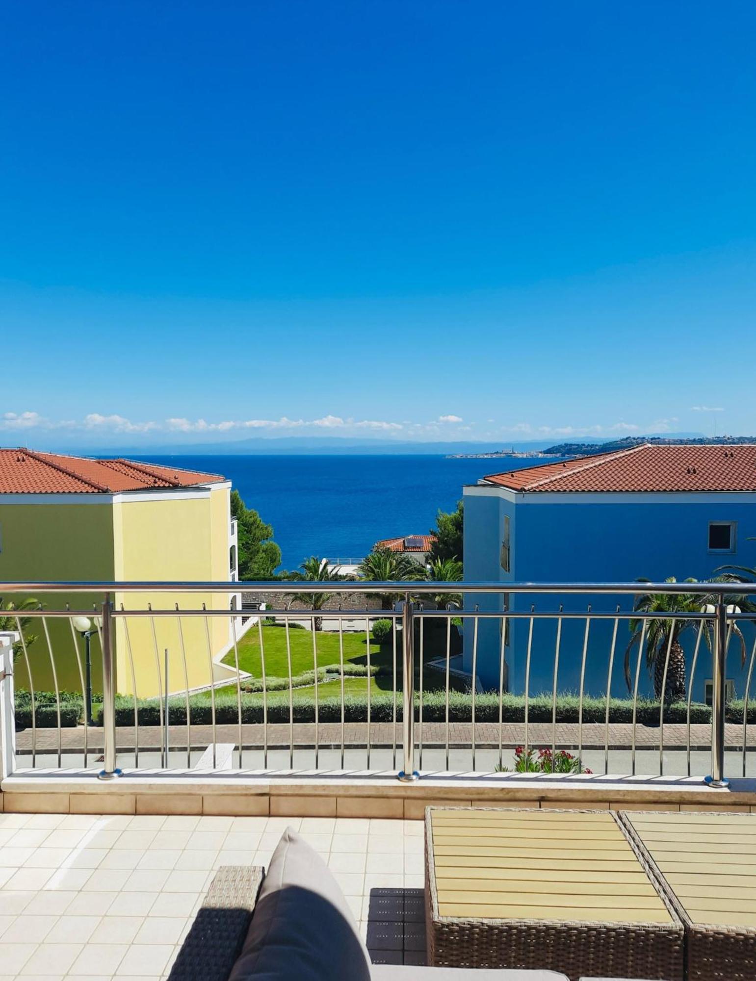 Apartment Tamara By Partner Tourist Agency Savudrija Exterior photo